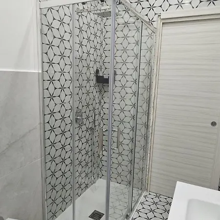 Habibi Gerard ゲストハウス 3*