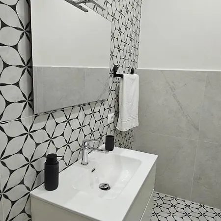 Πανσιόν Habibi Gerard Τόρρε ντελ Γκρέκο